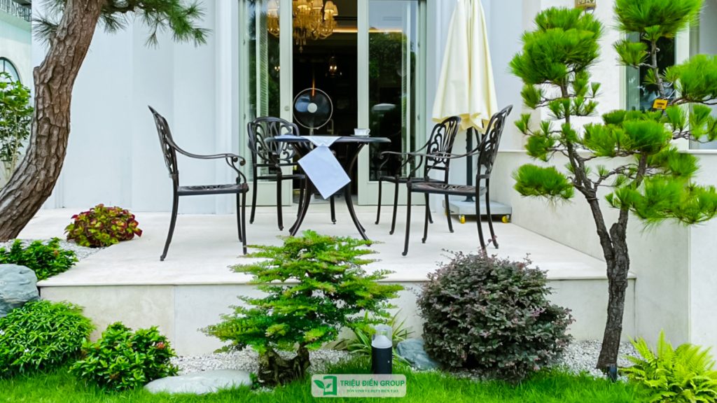 50+ Mẫu cải tạo sân vườn biệt thự đẹp và ấn tượng nhất hiện nay 7 Thiết kế thi công sân vườn trọn gói tại hà nội