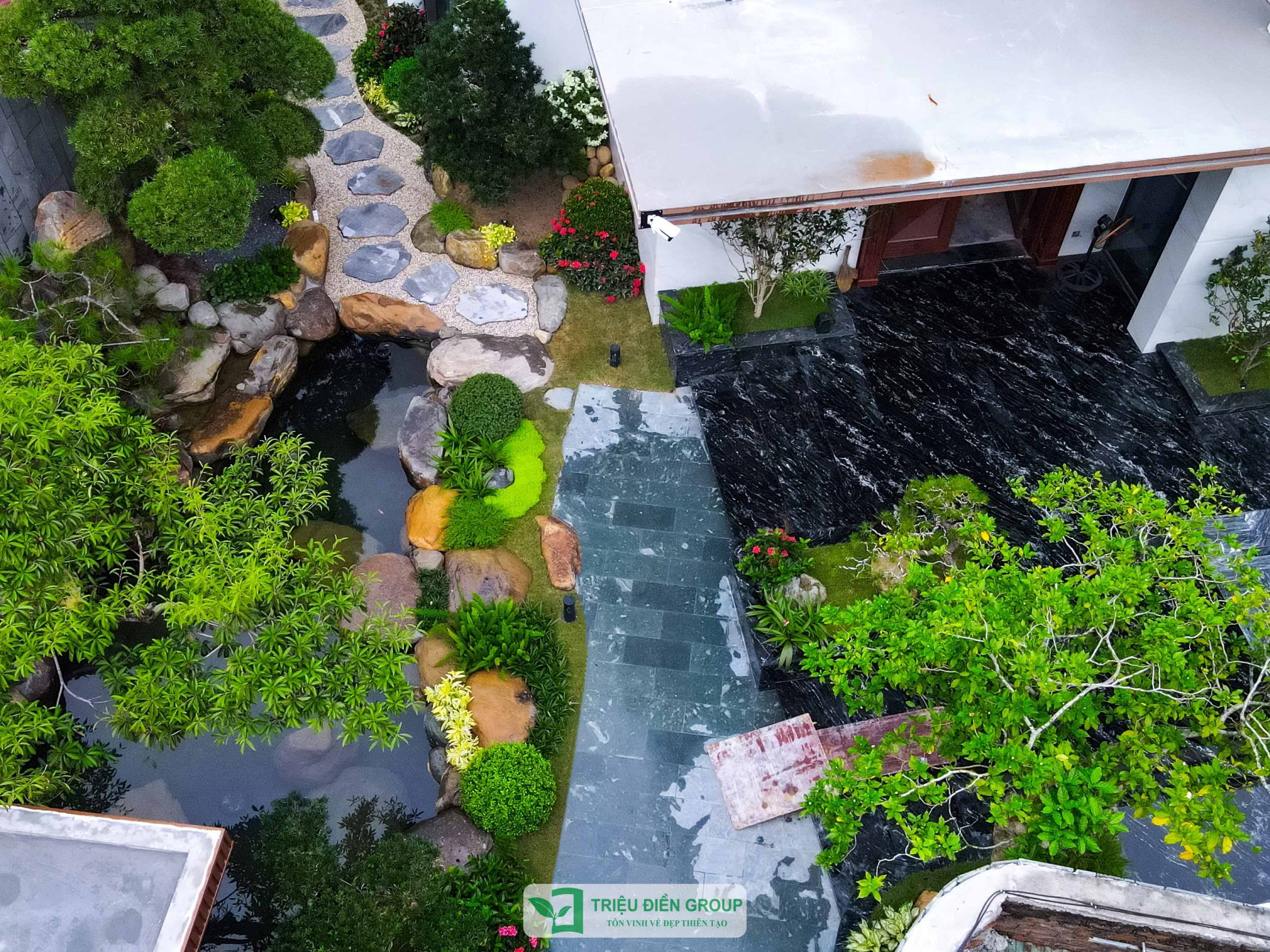 Sân vườn biệt thự tại Bắc Giang – Sự hòa quyện giữa thiết kế hiện đại, bể bơi và hồ cá Koi phong thủy 2 Image 2