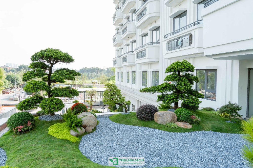 Xu hướng thiết kế cảnh quan chung cư 2025: Xanh, tiện ích và bền vững 5 Thiết kế thi công sân vườn trọn gói tại hà nội