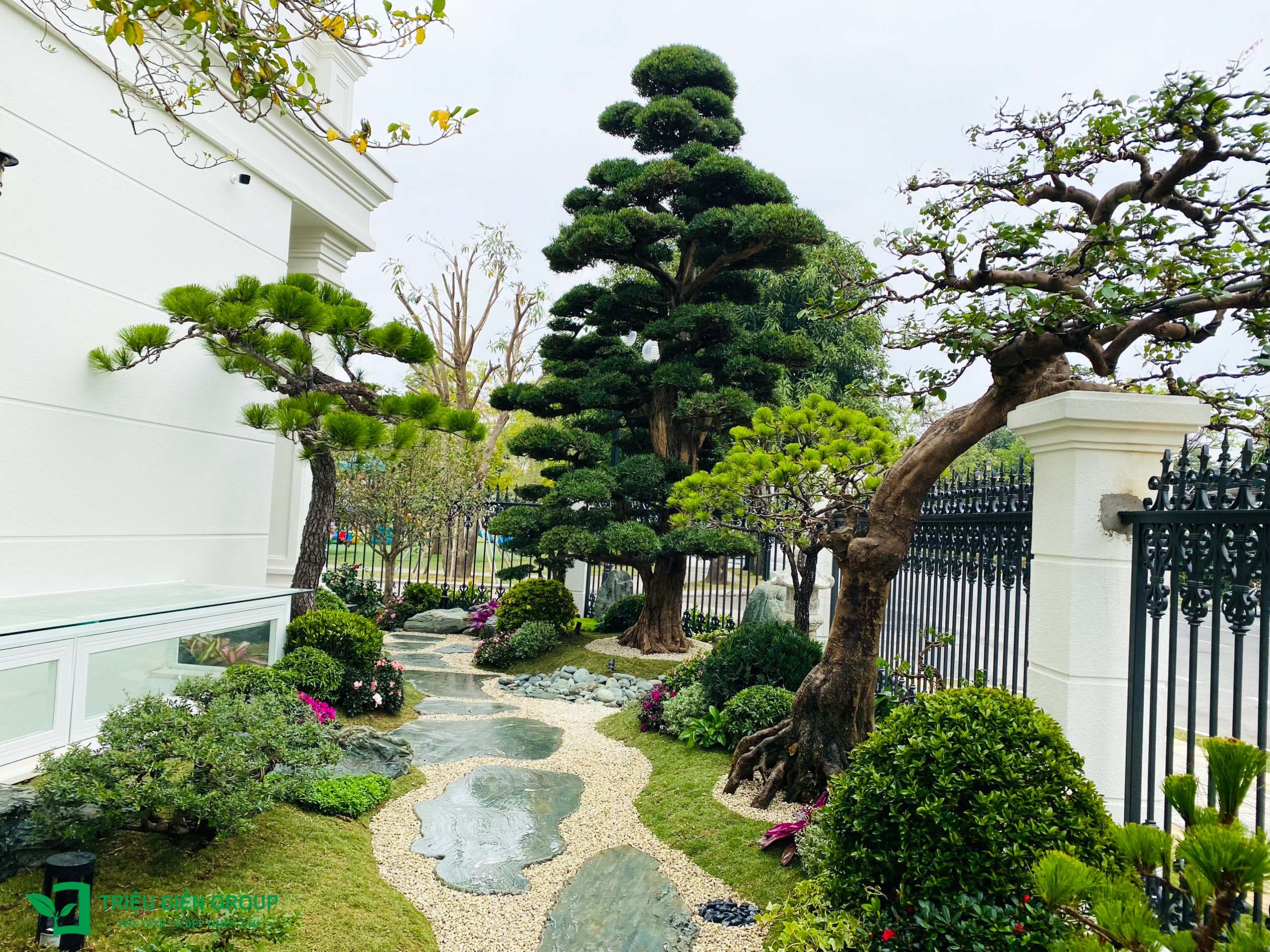 Mẫu sân vườn biệt thự tại Hoa Phượng, Vinhomes Riverside -Thiết kế sân vườn biệt thự cao cấp 2 Image 2