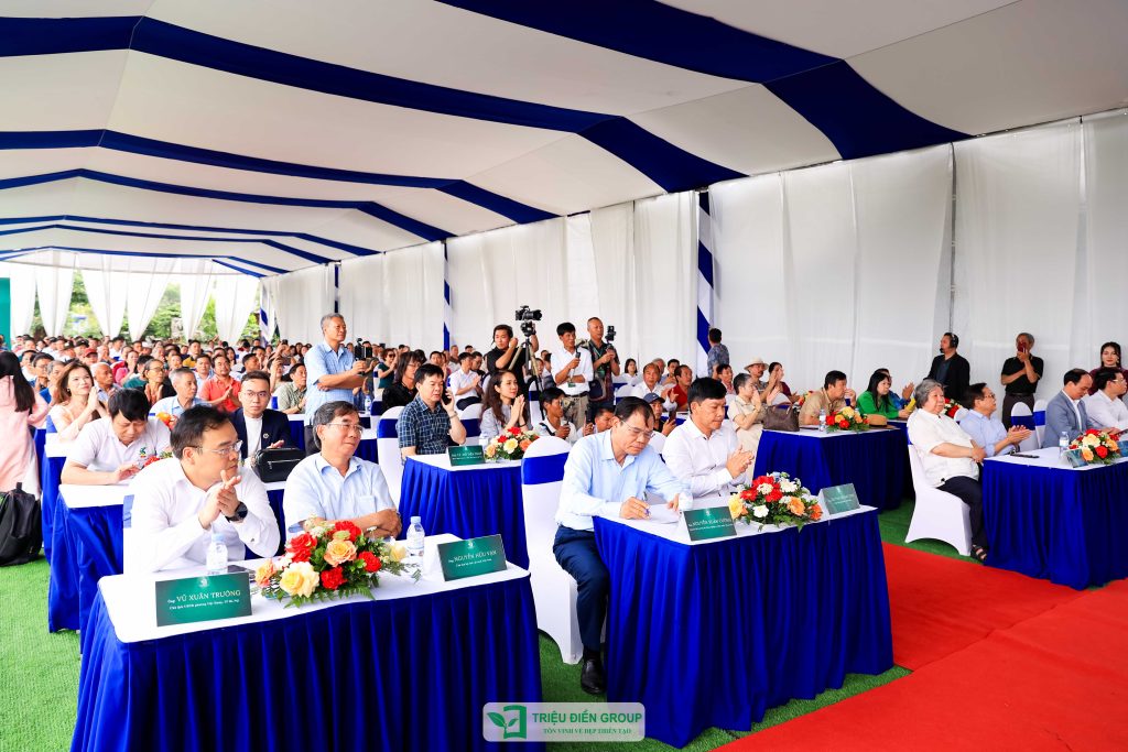 Thiết kế thi công sân vườn trọn gói tại hà nội