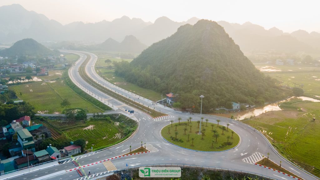 Thiết kế thi công sân vườn trọn gói tại hà nội