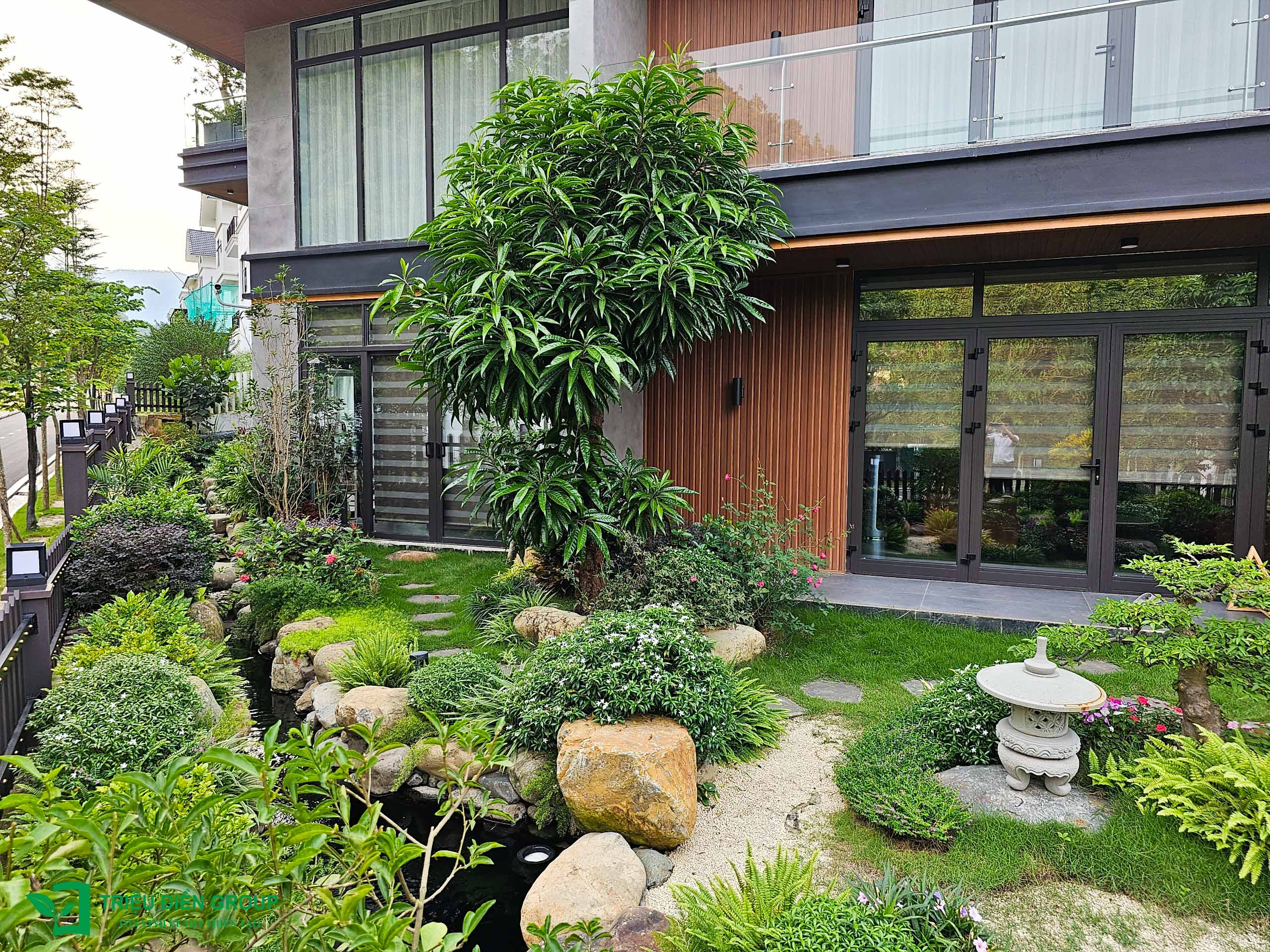 Mẫu thiết kế sân vườn biệt thự tại Xanh Villas – Phong cách resort nghỉ dưỡng cao cấp 11 Image 11