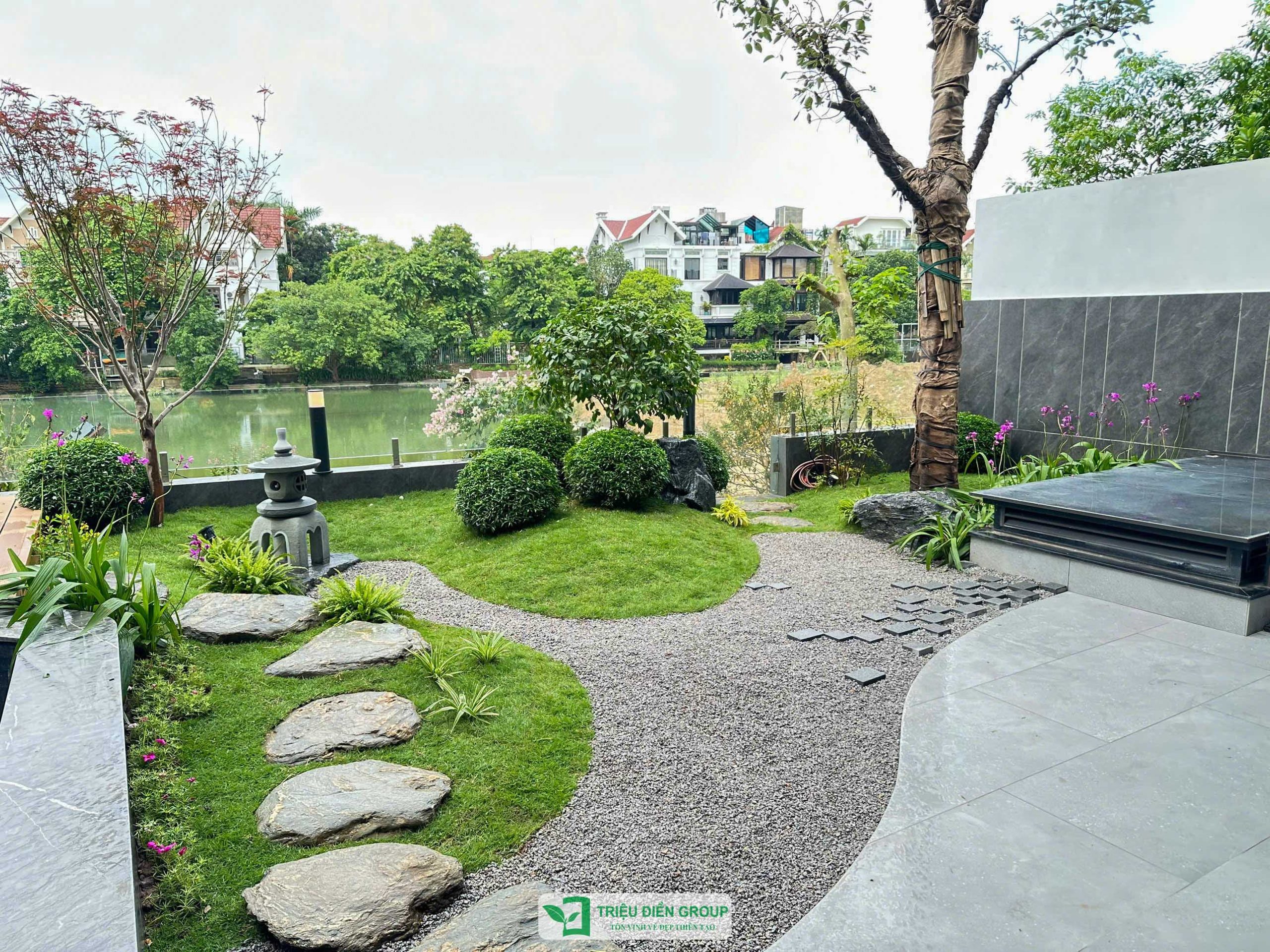 Mẫu sân vườn biệt thự tại Ciputra – Thiết kế sân vườn gắn kết con người với thiên nhiên 2 Image 2