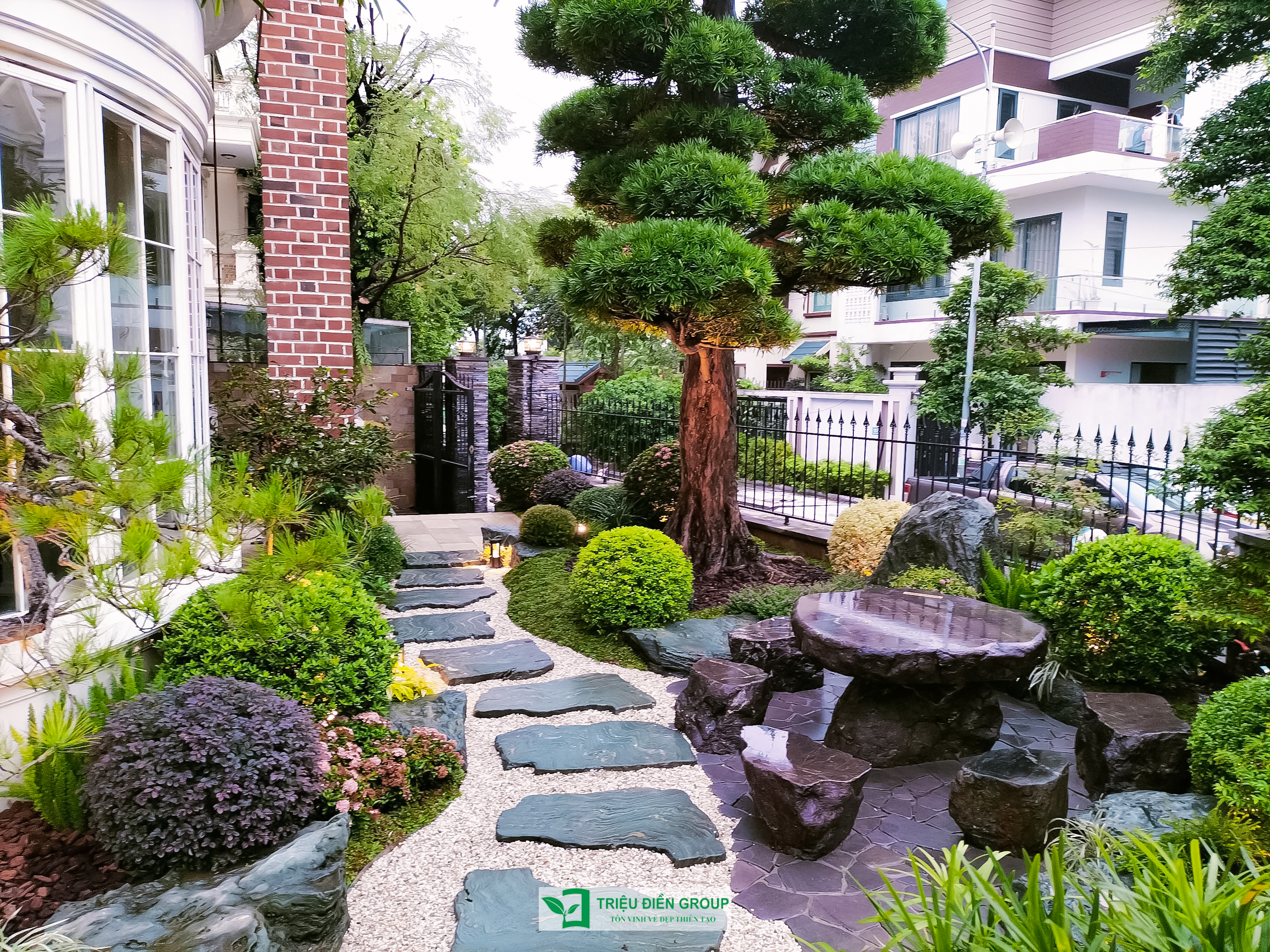 Thiết kế và thi công sân vườn biệt thự tại Bắc Ninh – Dấu ấn cảnh quan từ Triệu Điền Group 7 Image 7