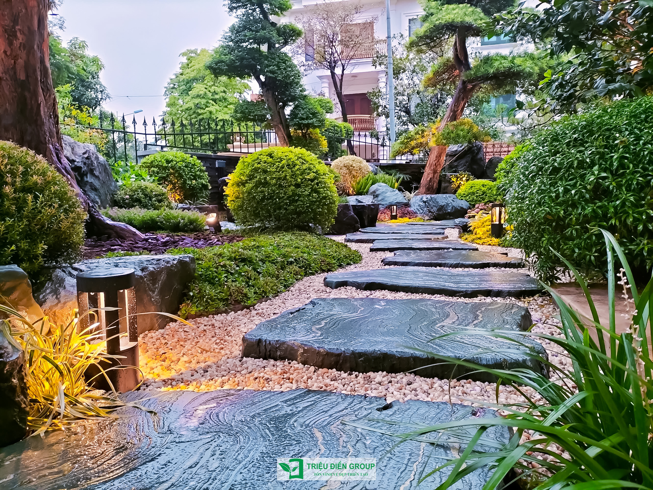 Thiết kế và thi công sân vườn biệt thự tại Bắc Ninh – Dấu ấn cảnh quan từ Triệu Điền Group 5 Image 5